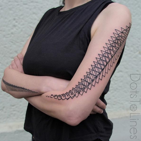 28 Sprawling Linework Tattoos by Chaim Machlev - TattooBlend
