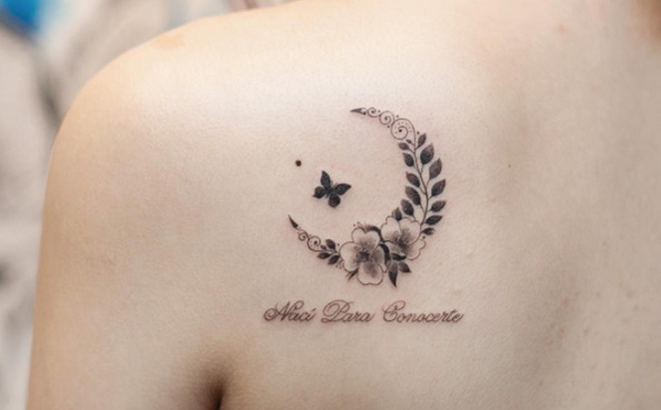 80 Beautiful Back Shoulder Tattoo Designs - TattooBlend
