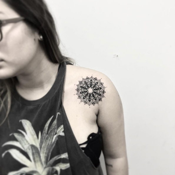 Mandala flower by Gabriel Chapel