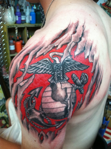 emarine-corps-agle-globe-anchor-tattoos-on-shoulder-764x1024_large