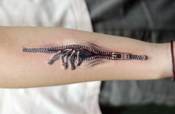 optical-illusion-tattoo-through-skin-3d-wee