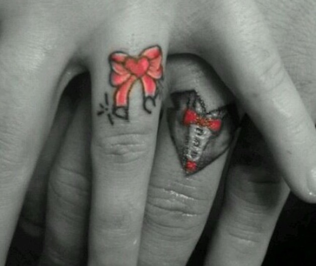 42 Wedding Ring Tattoos That Will Only Appeal To The Most Amazing Of Couples Tattooblend