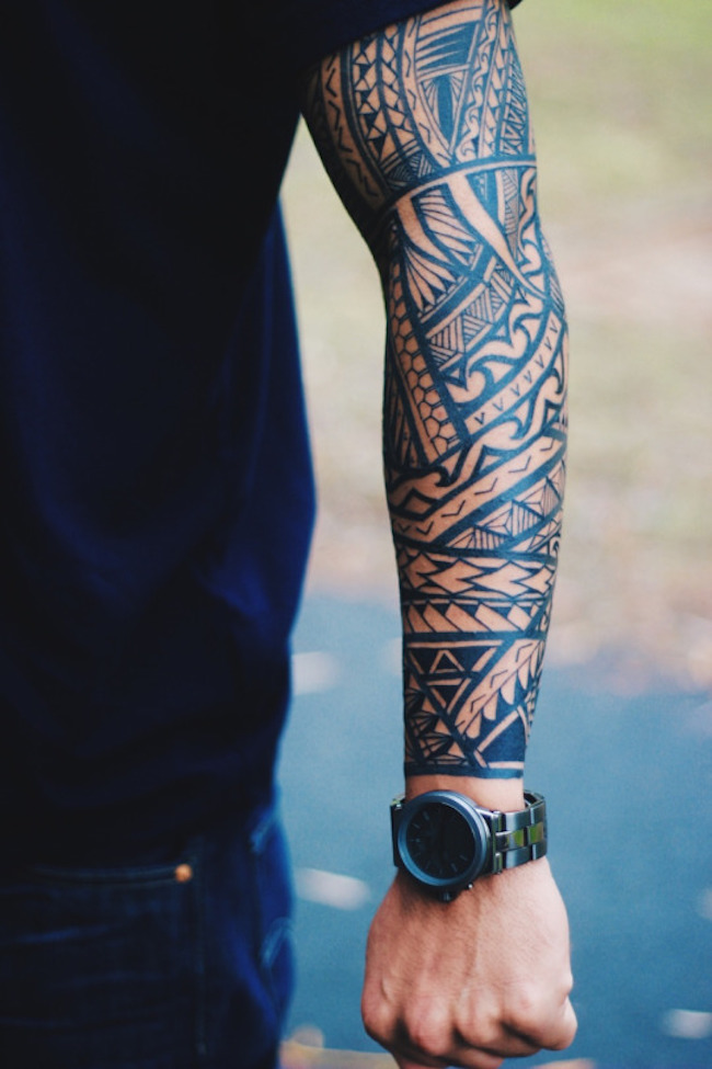 awesome-full-sleeve-tribal-tattoo