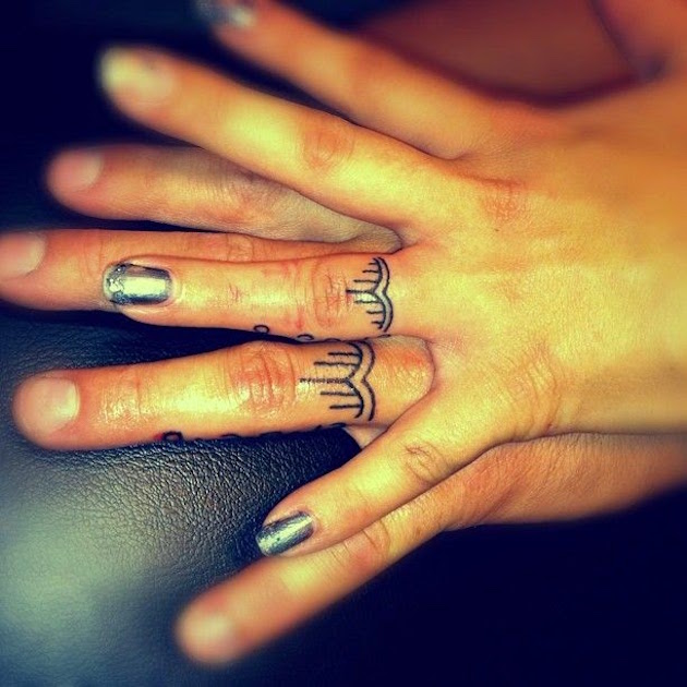 couple-ring-finger-tattoos