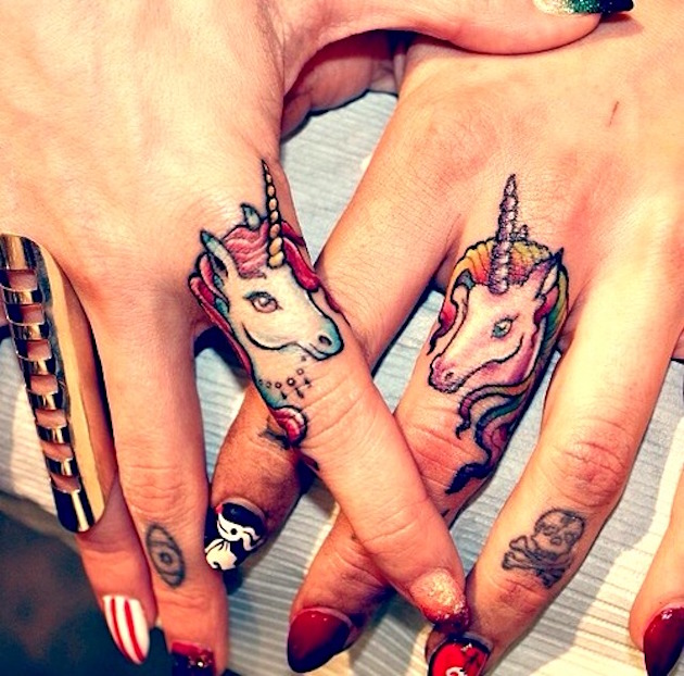 finger-unicorn-tattoos