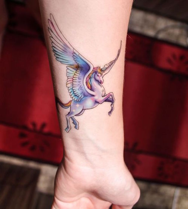 wrist-unicorn-tattoo