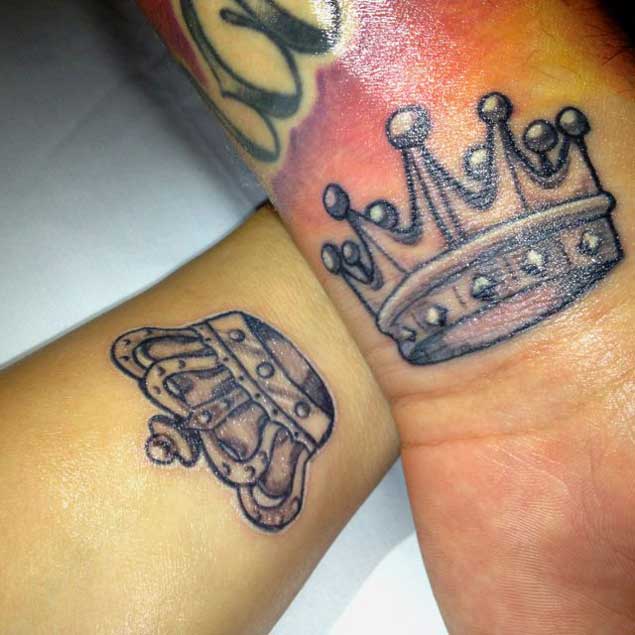 40 King & Queen Tattoos That Will Instantly Make Your Relationship Official  - TattooBlend