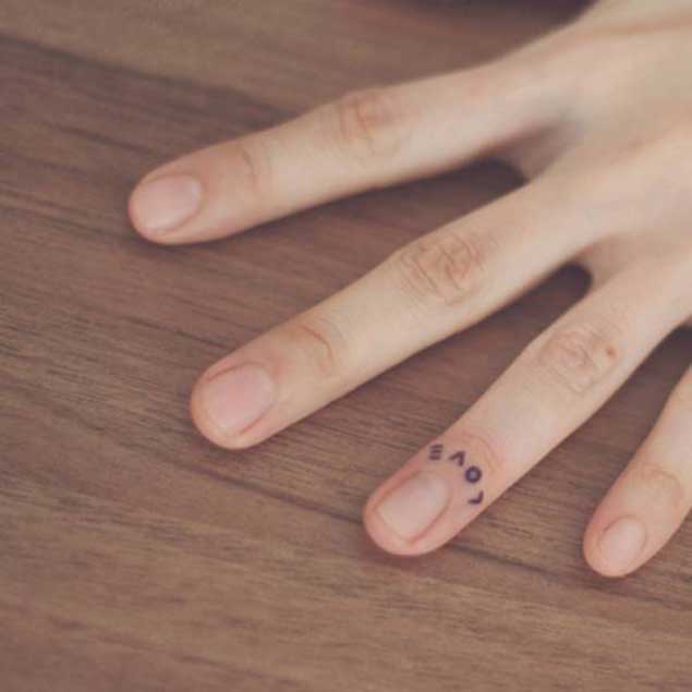 love-finger-tattoo