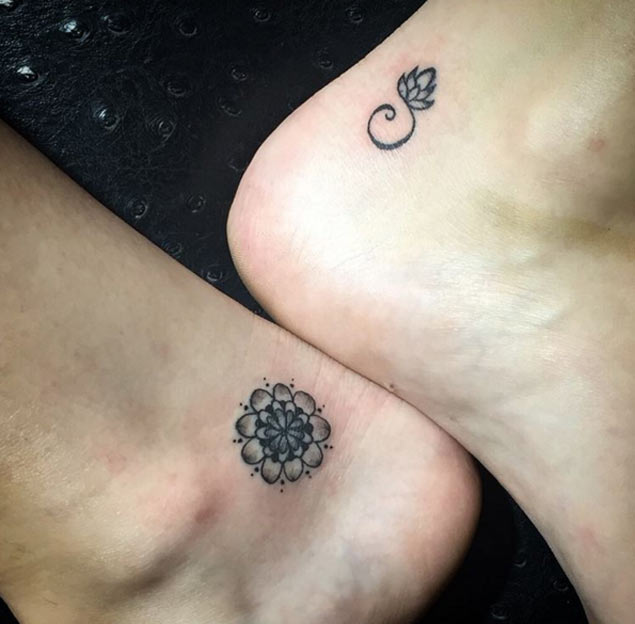 Floral-ankle-tattoos