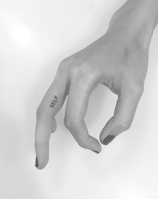 finger-tattoo-jon-boy
