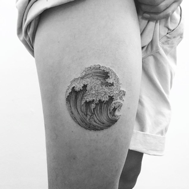 Wave Tattoo on Thigh by Ilwol