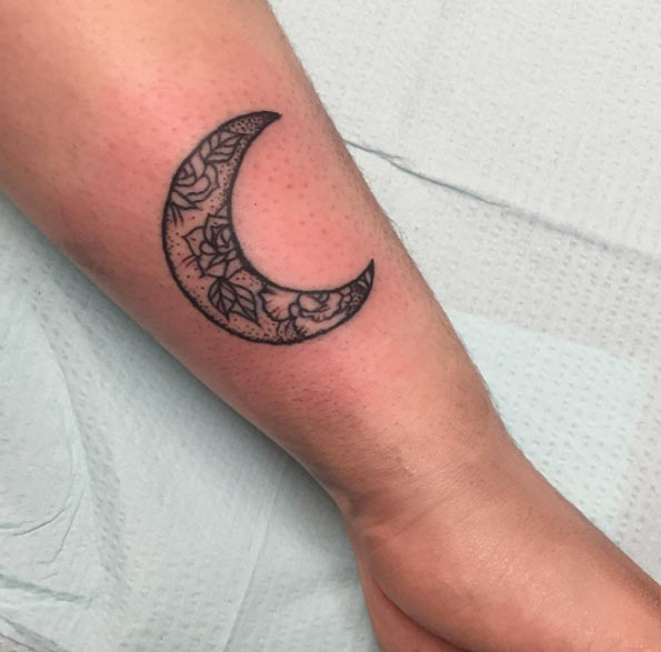 48 Magnificent Moon Tattoo Designs Ideas Tattooblend