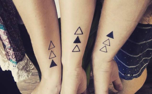22 Awesome Sibling Tattoos for Brothers and Sisters