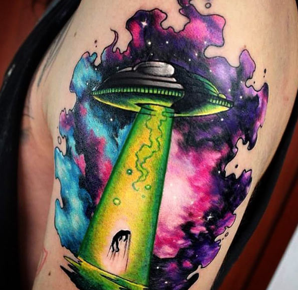 36 Captivating UFO Tattoo Designs - TattooBlend