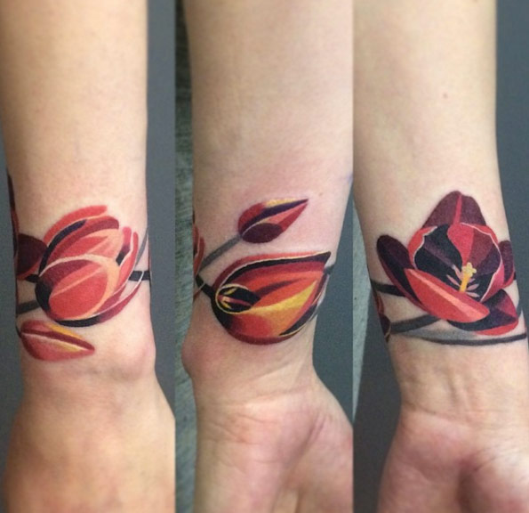 Tulip Bracelet Tattoo by Sasha Unisex