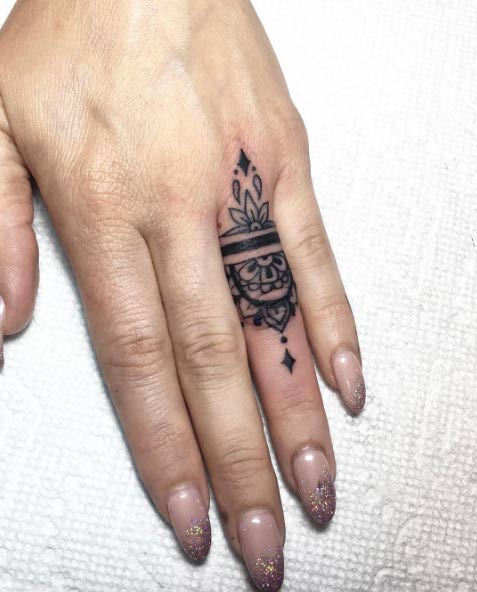 Ring Finger Tattoo Design by Barythaya
