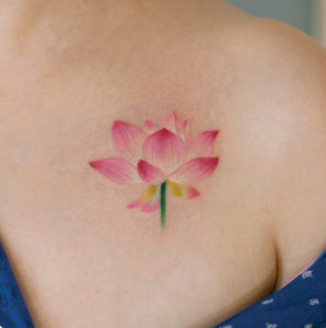 40+ Cute and Tiny Floral Tattoos for Women - TattooBlend