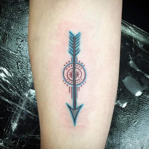 43 Amazing Arrow Tattoo Designs for Men and Women 