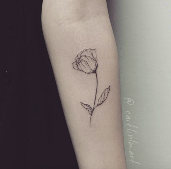 40+ Cute and Tiny Floral Tattoos for Women - TattooBlend