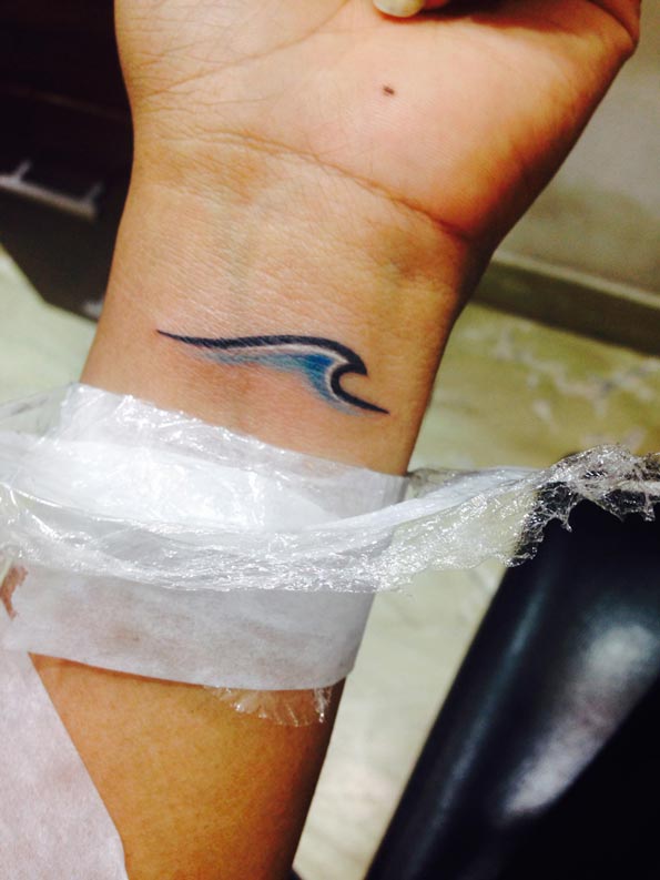 26 Super Simple Wave Tattoo Designs TattooBlend