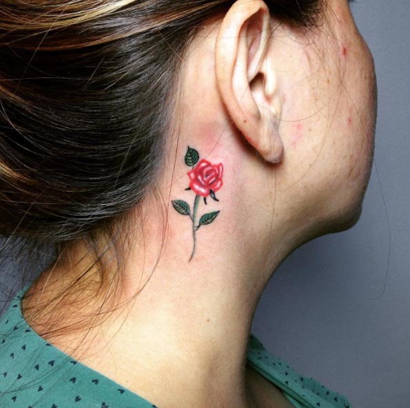 40+ Amazing Behind The Ear Tattoos For Women TattooBlend