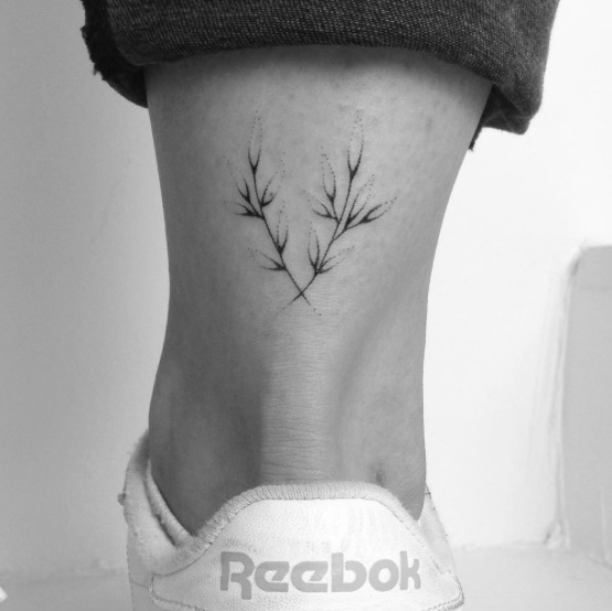 Hand Poke Ankle Tattoo by Lara M. J. 
