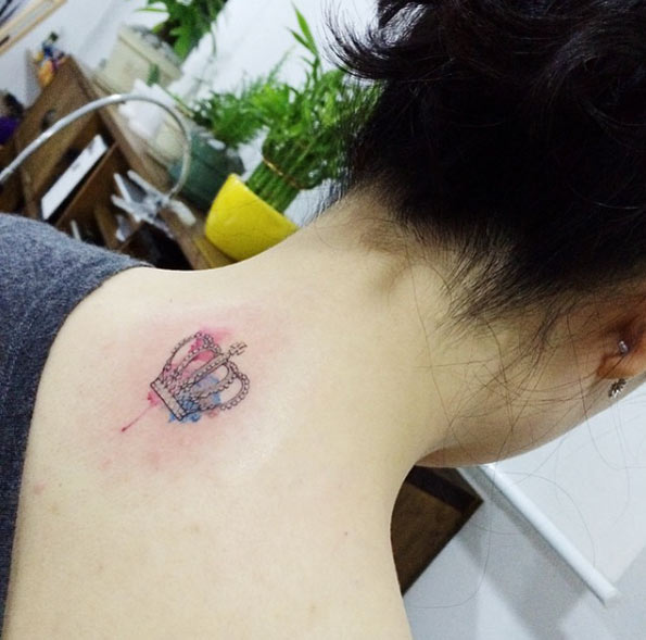 Small Watercolor Crown by Doy