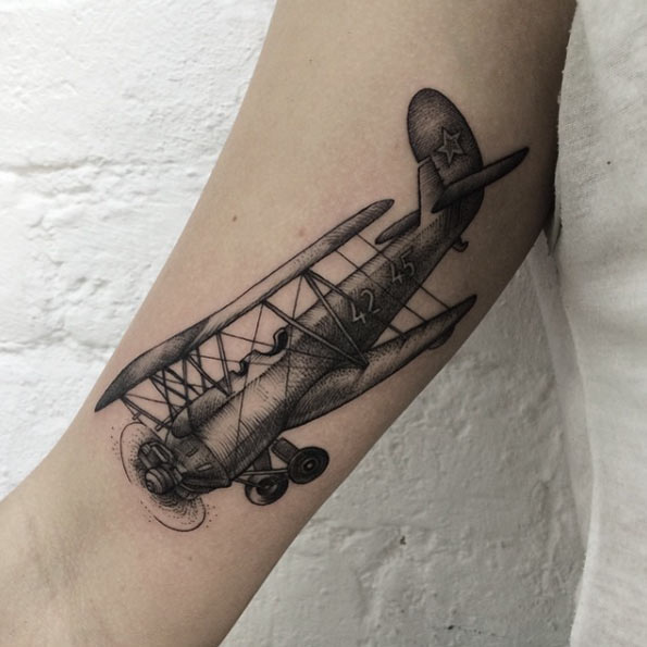 30 Amazing Airplane Tattoos For People Who Love To Travel ...