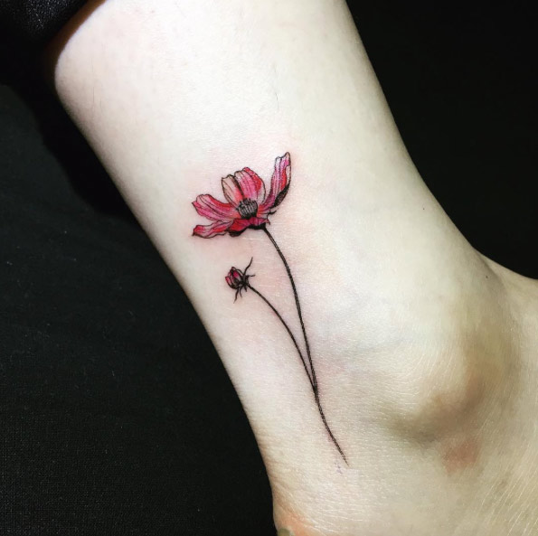 Watercolor flower on ankle by Hongam