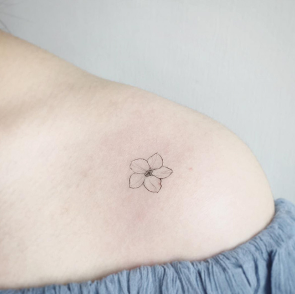 Minimalistic flower by Tattooist Flower