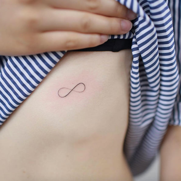 Infinity symbol by Doy