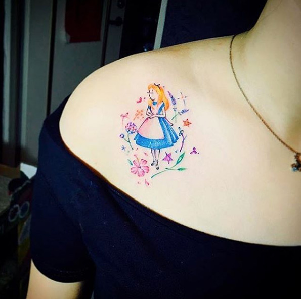 Playful Alice in Wonderland tattoo by Suantsai
