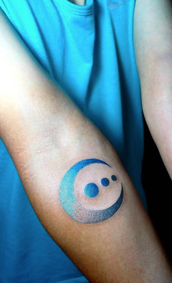 27 Beautiful Blue Ink Tattoo Designs - TattooBlend