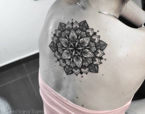 Mandala flower by Sara Reichardt