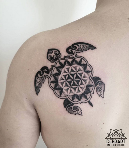 Ornamental sea turtle design by Deborah Genchi