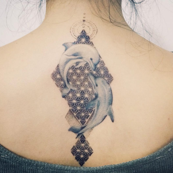 63 Fabulous Feminine Tattoo Design Ideas - TattooBlend