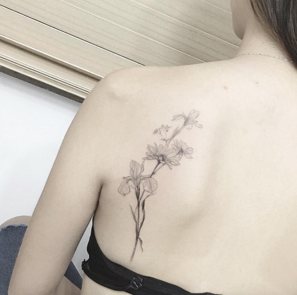 Daffodils and Daisies by Tattooist Flower