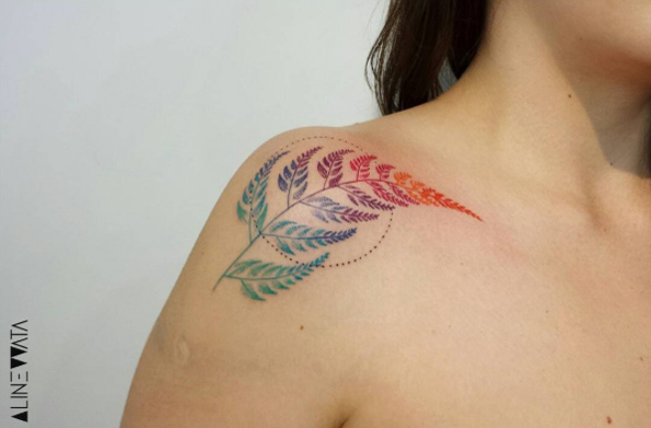 Gradient fern leaf tattoo by Aline Wata