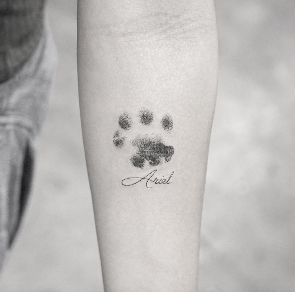 Dotwork paw print tattoo by Sanghyuk Ko