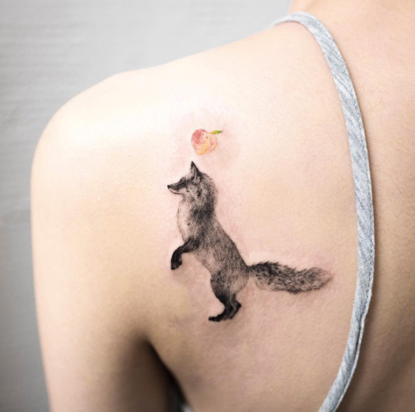 Fox tattoo on back shoulder by Hongdam