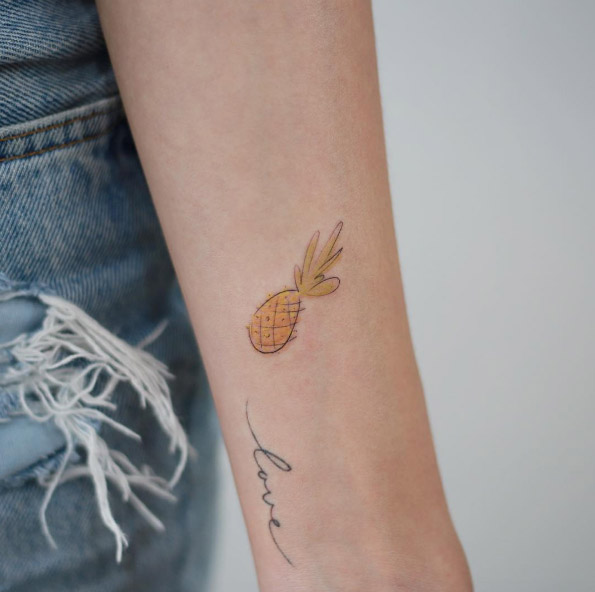 Pineapple tattoo by Tattooist Doy