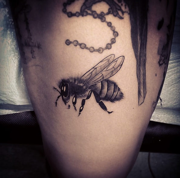BuZZin' bee tattoo by Isaiah Negrete