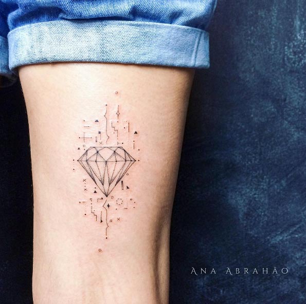 Diamond tattoo by Ana Abrahao