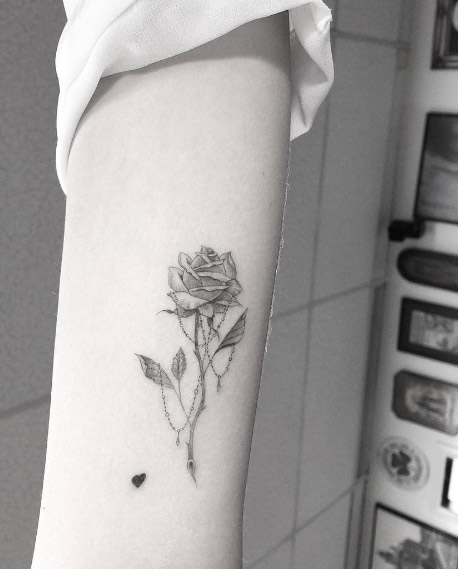 Rose tattoo by Doctor Woo