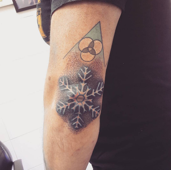 Snowflake elbow cap by White Dragon Tattoo