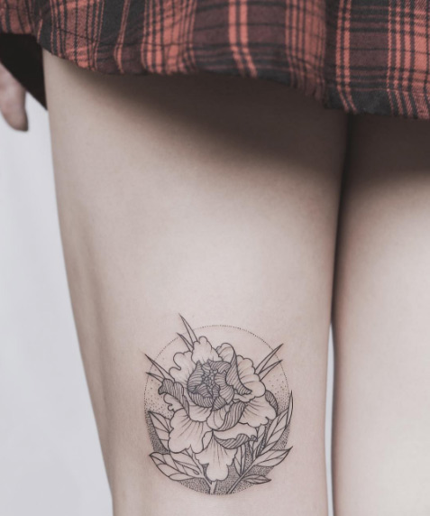 Dot and linework peony by Tritoan Ly