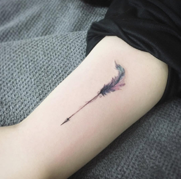 Tiny arrow tattoo by Tattooist Flower