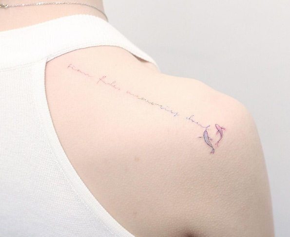 Back shoulder tattoo by Mini Lau