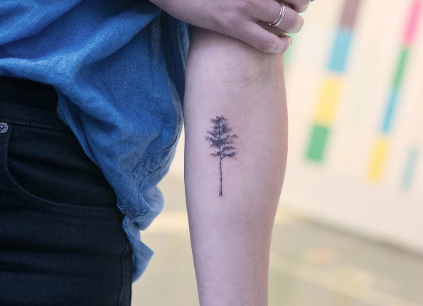Delicate dotwork tree tattoo by Georgia Grey