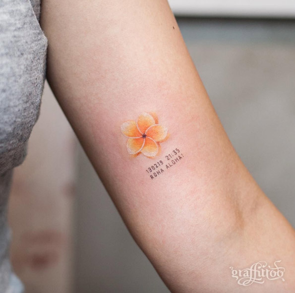 Yellow flower by Tattooist River